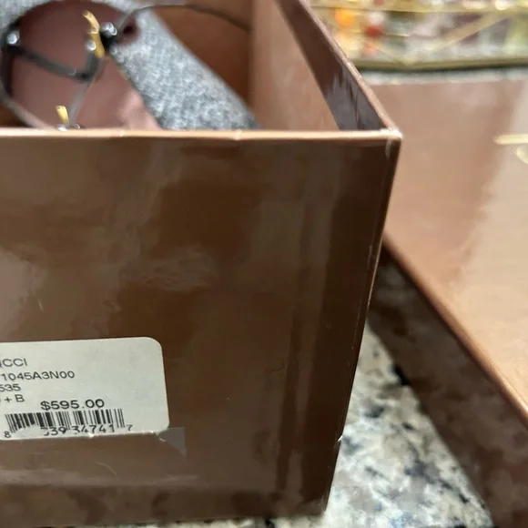 GUCCI TWEED BUSNESS BOSS  PUMP - Picture 6 of 6